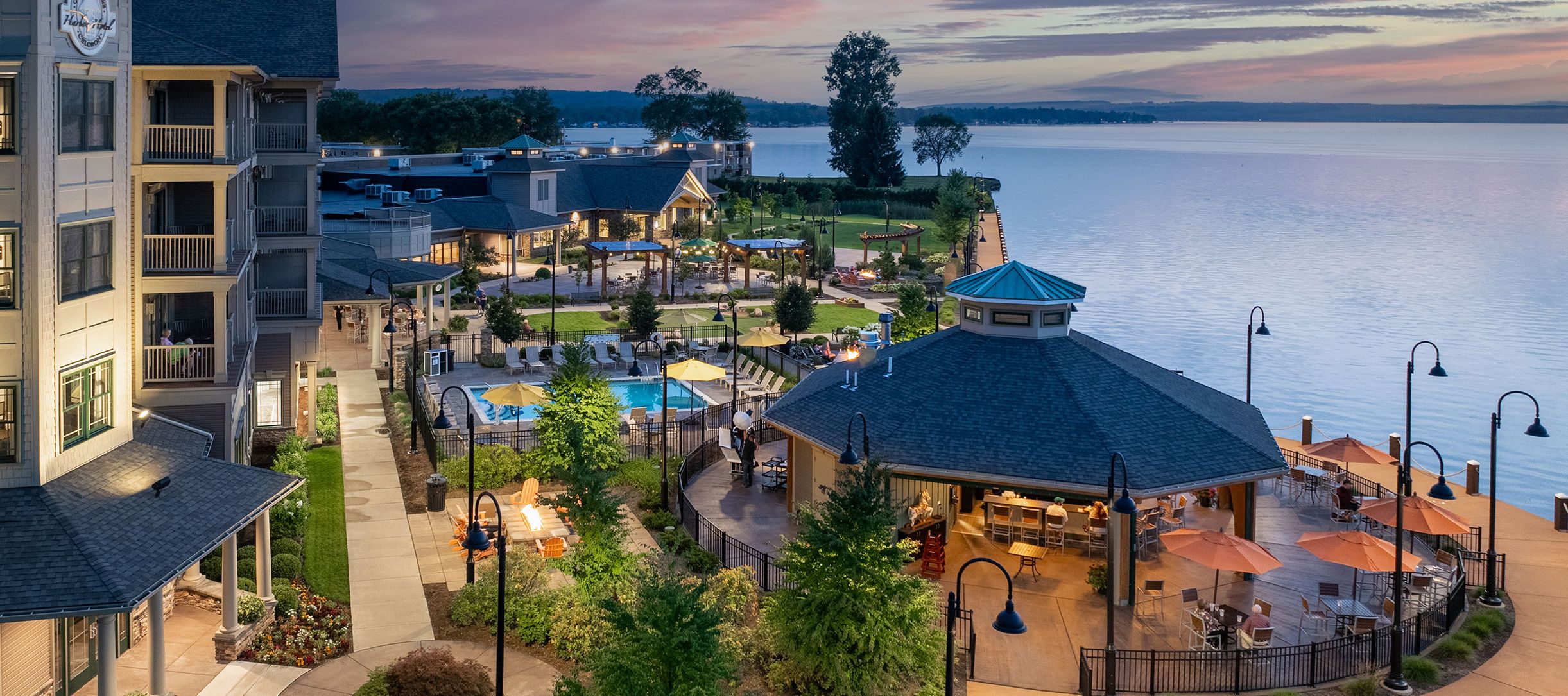 Hotel exterior and grounds